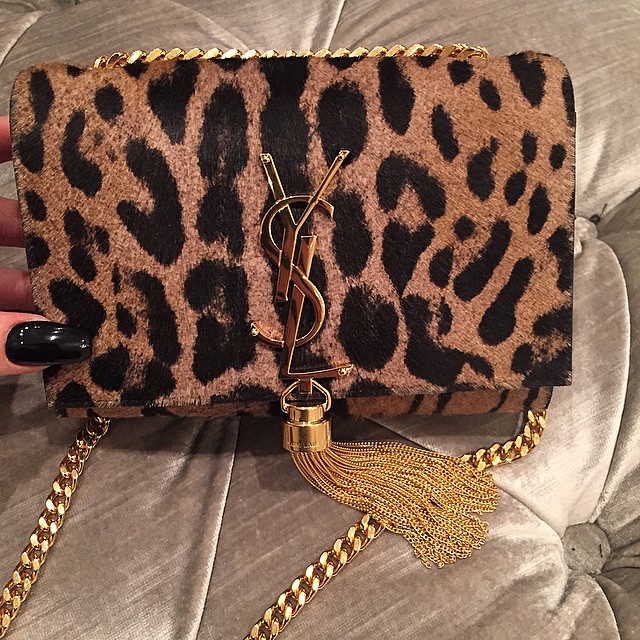 Miss @monicarosestyle you know me too well!!! Meow! ...