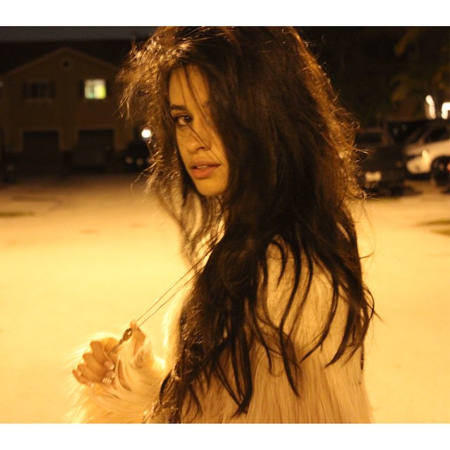 all i wanna do is dance under the moon...