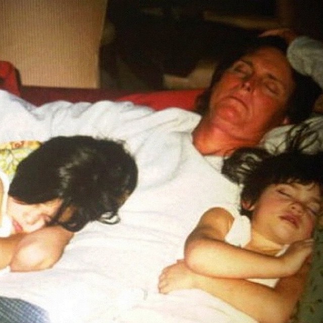 #goodnight #iloveyou #thisisafterkendallcutallmyhairoffcuzshesabitch #whatever...