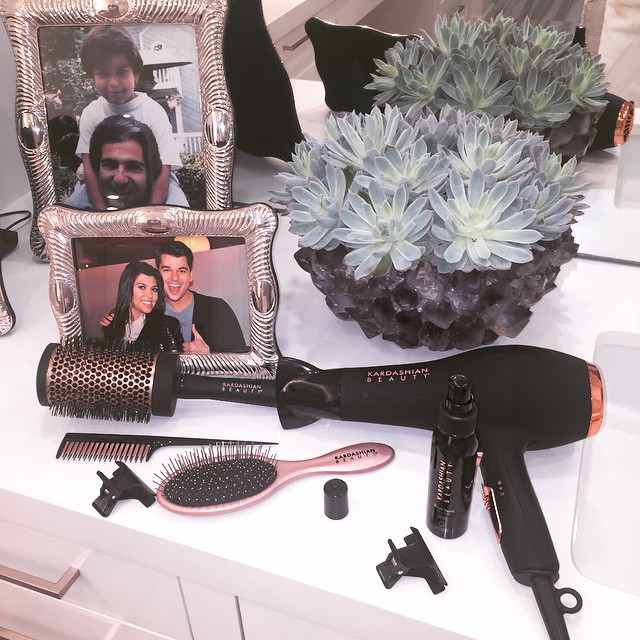 Blow drying my hair for the Between Tour Sheets tour with Kylie and Malika!!!! I...