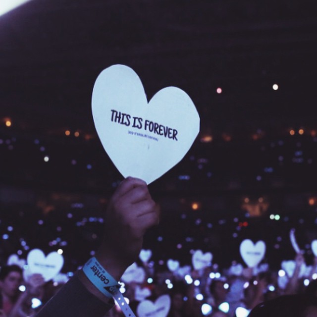 y'all love making me cry huh... i love u...