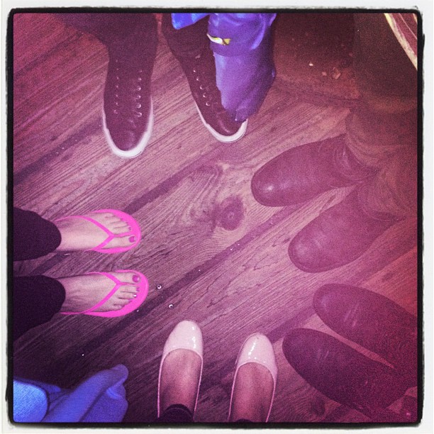 #orlandofeet  @alexaluria @brockieboy @jogia @bonnott @smoothleo93...