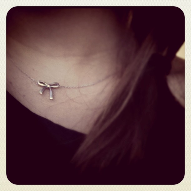my little bow neck-lace...