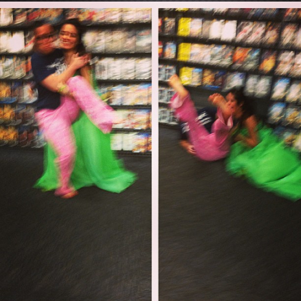 She fell @sandracossette...