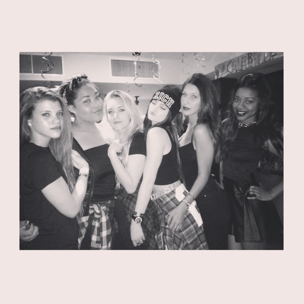 Had the best night.. @sofiarichie1 @jordynwoods @iputtheindustryonmyback @bellah...
