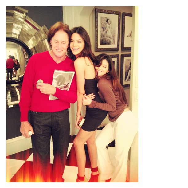 Sending my cuties off! @kendalljenner...