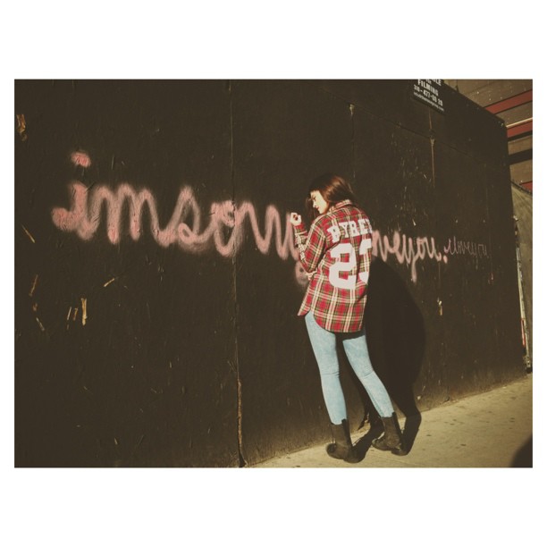 "I'm sorry I love you"...