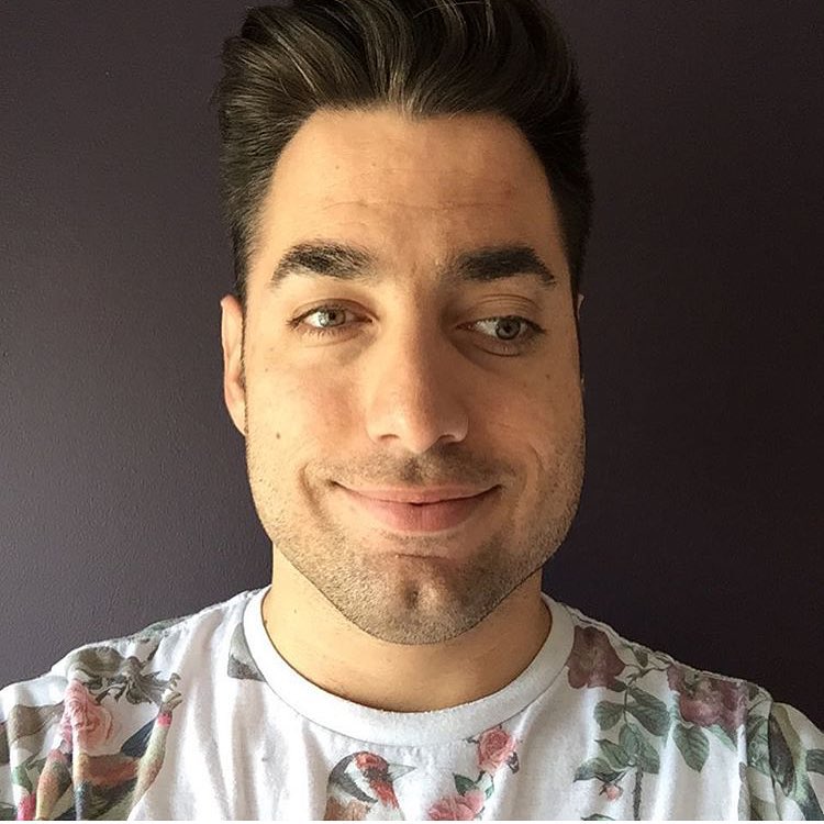 #hellomynameis Avery Ford (@_averyford). I'm an entrepreneur and filmmaker in Ka...