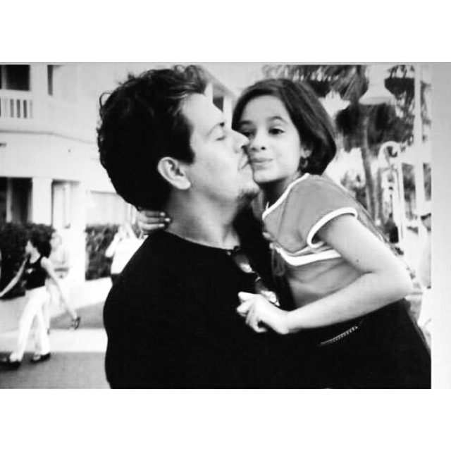 FELIZ DIA DE LOS PADRES PAPA!!!!!!!! i love you because when you hug me i feel l...