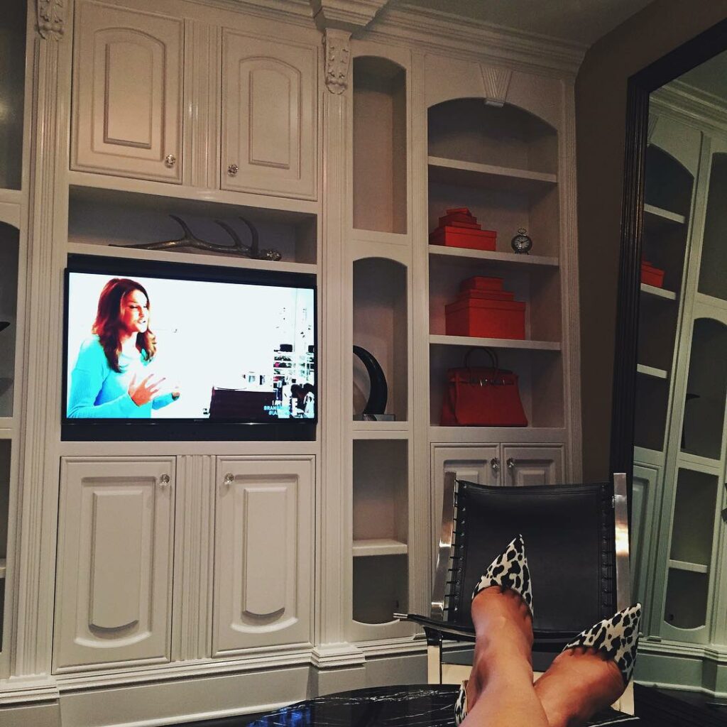 watching I Am Cait in my lil master sitting room I've been working on. TUNE IN N...