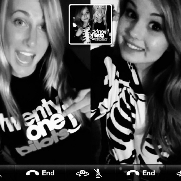 Hung out with @jennaablack tonight. Long distance relationships require work, bu...