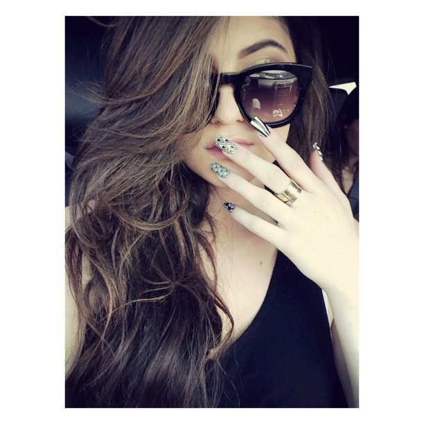 Love my @shopncla nails ...