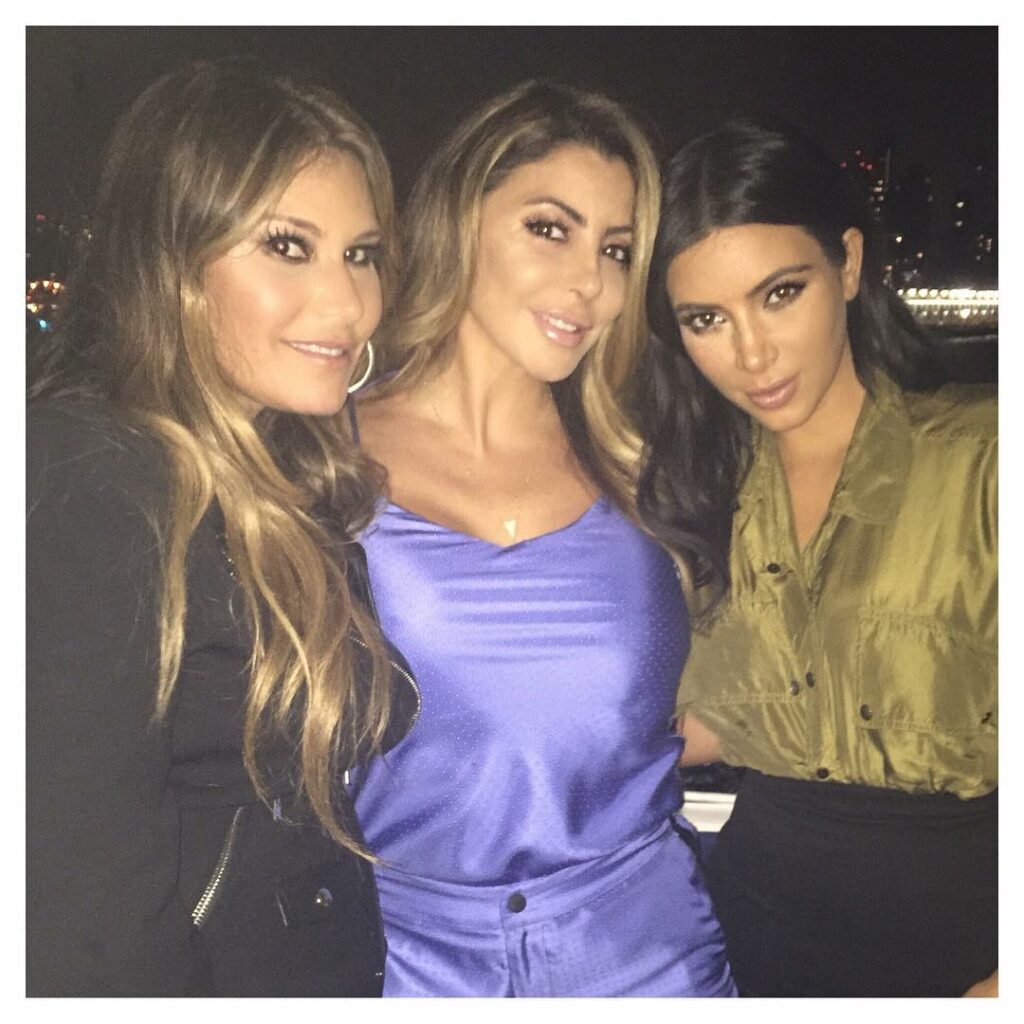 Friends for life! Love our tradition of spending 4th of July on @lorenridinger's...