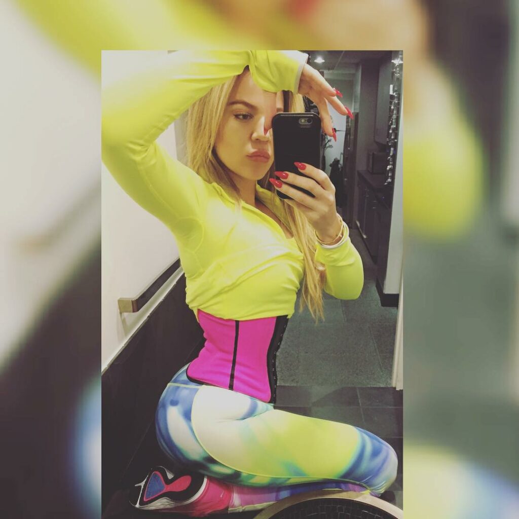 #ad Who doesn't love a good waist trainer/bathroom selfie  make sure you follow ...