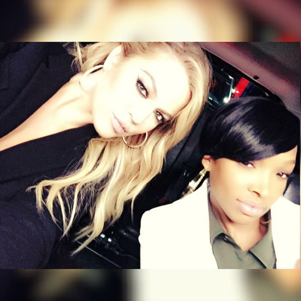 That's my best friend!!! That's my best friend!...