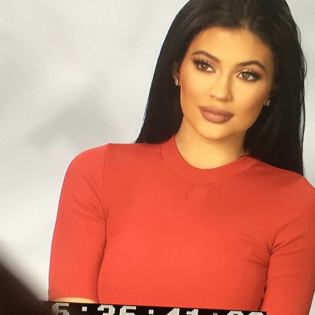 Interviews. @styledbyhrush @cwoodhair...