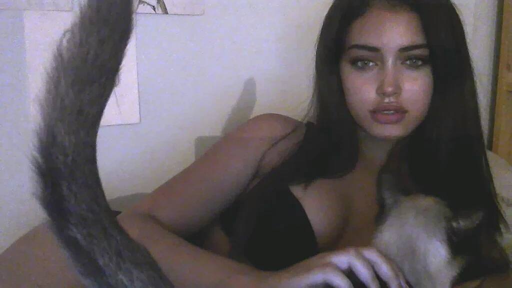 I'm just gonna bring this iconic selfie back...