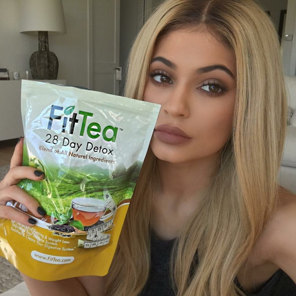 #ad you know me you know I love my @fittea .. Gives you that extra boost to stay...