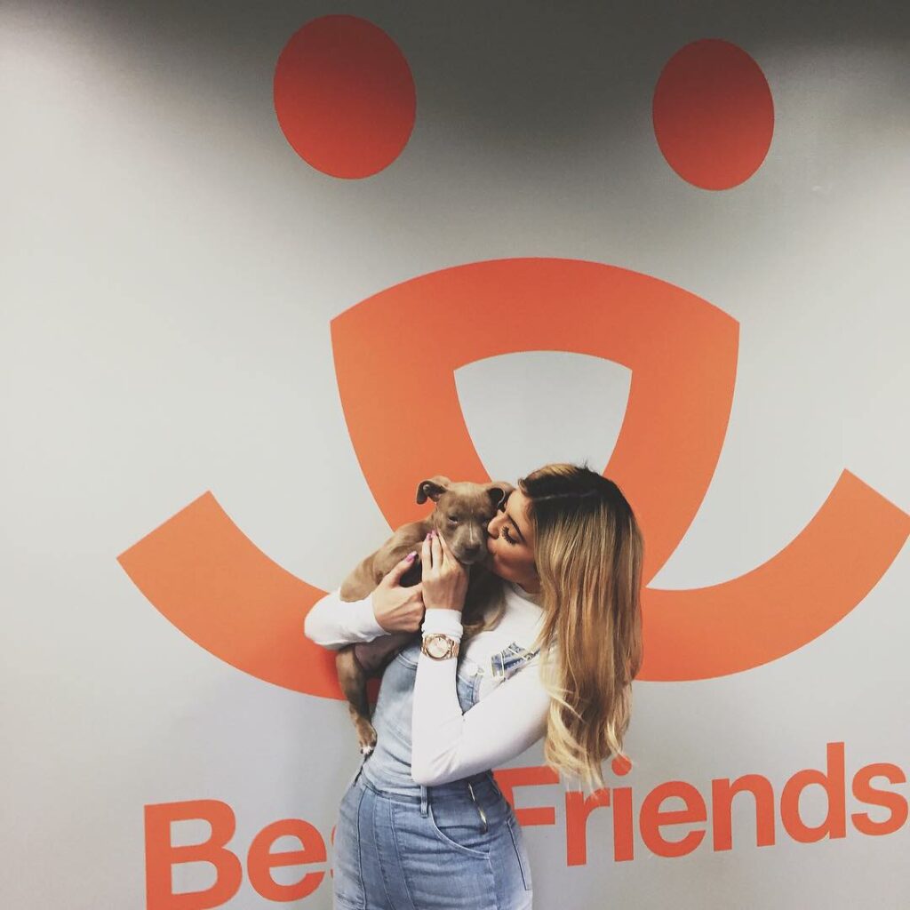 Kylie Jenner: Hung out at @bestfriendsanimalsociety today! I was uneducated on how important i… Hung out at @bestfriendsanimalsociety today! I was uneducated on how important i...