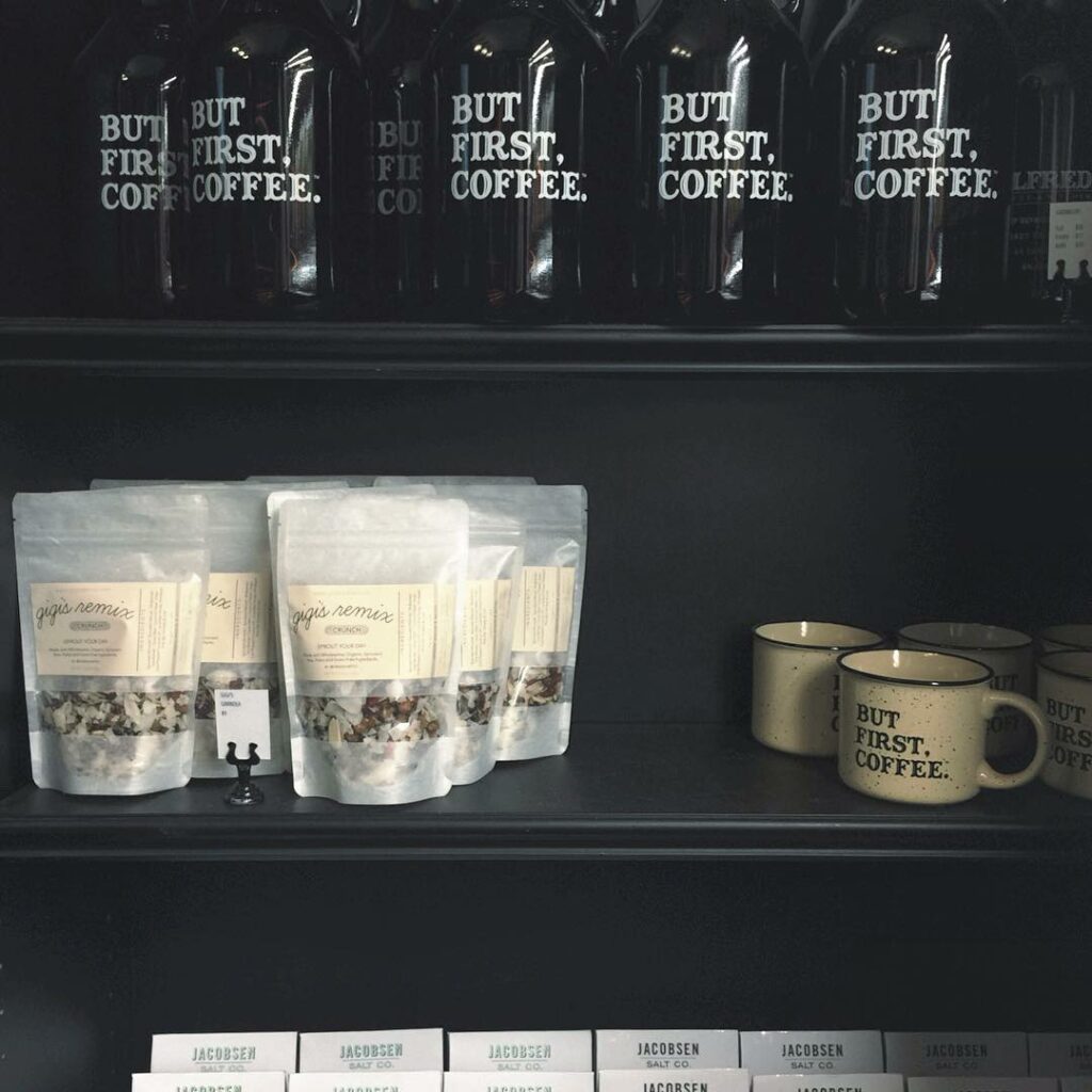 so good to be home // sorting my life feat. @granolabitch...