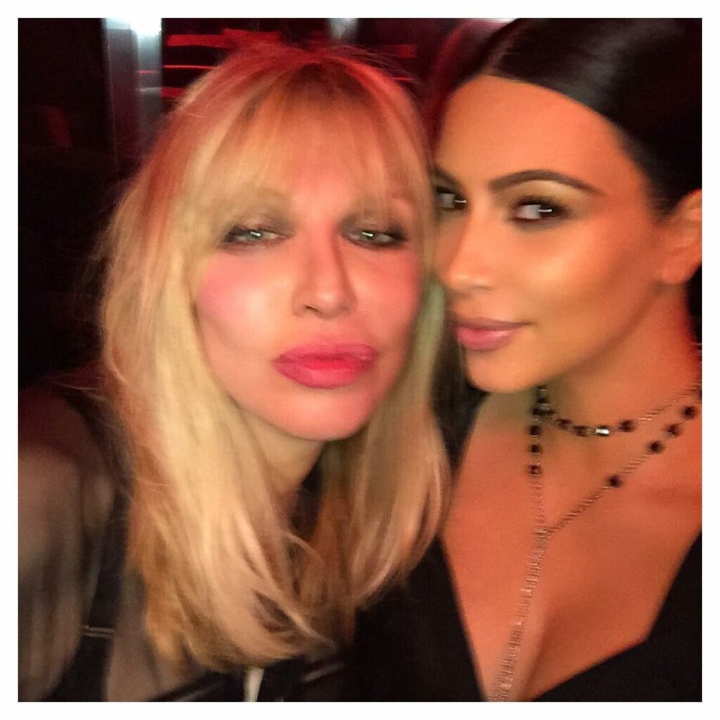 @courtneylove...