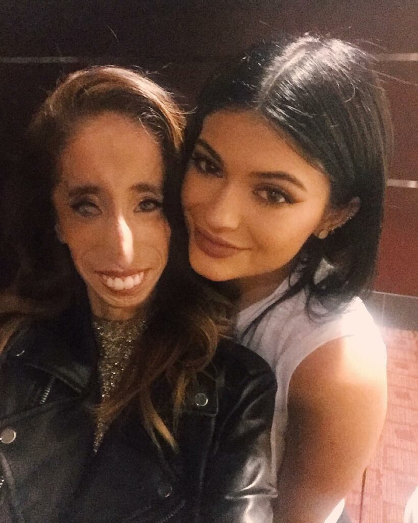 Thank you @littlelizzieV for inviting me to the premiere of your documentary @AB...