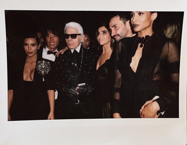 Paris is always a good idea... @karllagerfeld @carineroitfeld @riccardotisci17 @...