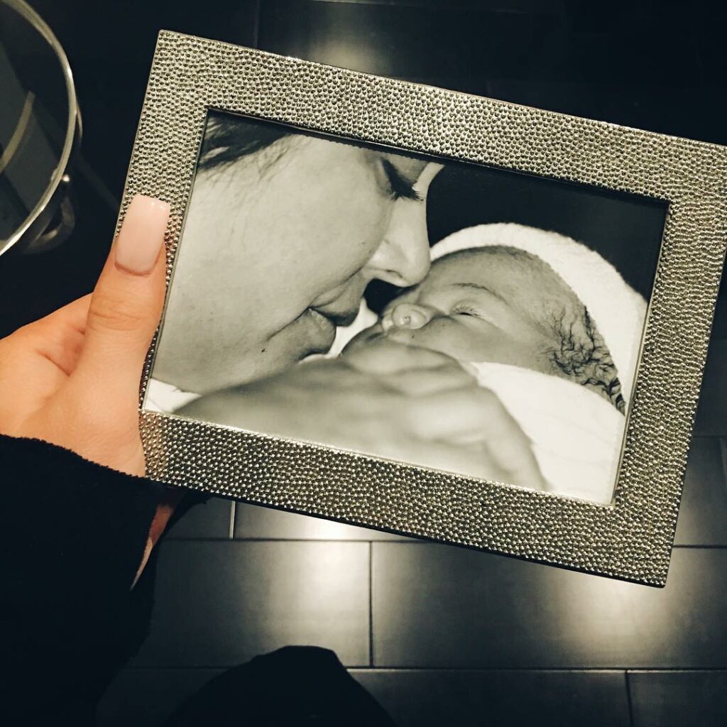 the moment we met. Happy birthday mommy ...