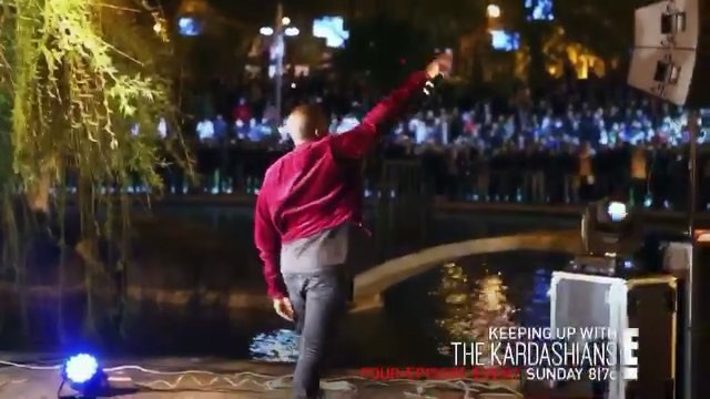 Tune into E tonight for another episode of us in Armenia!!!! #KUWTK 8/9 c...