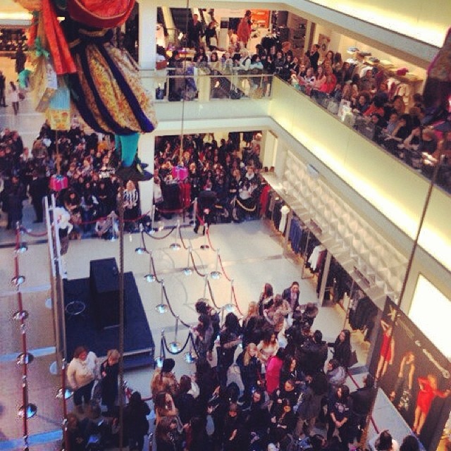 I see you my little angels!!!! Amsterdam Angels...