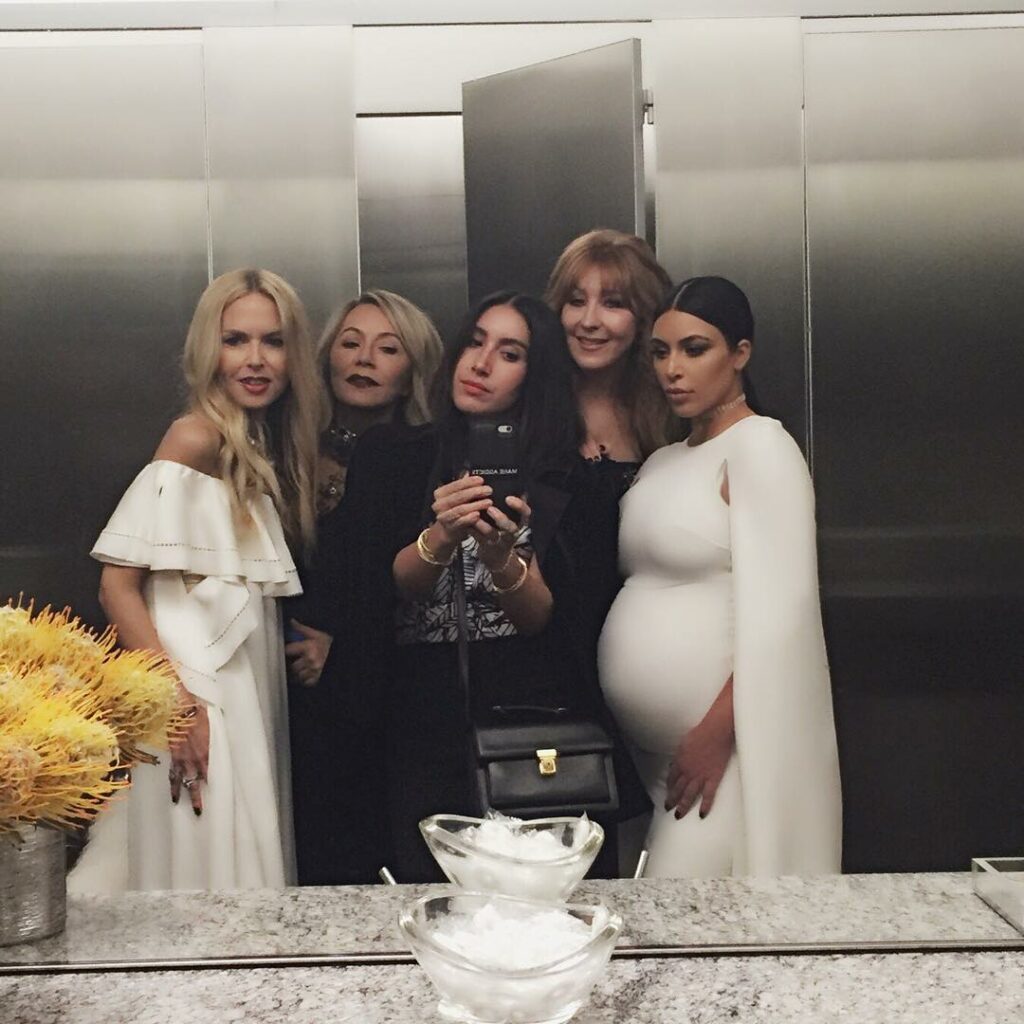 Bathroom selfie! @rachelzoe @anastasiabeverlyhills @jenatkinhair @ctilburymakeup...