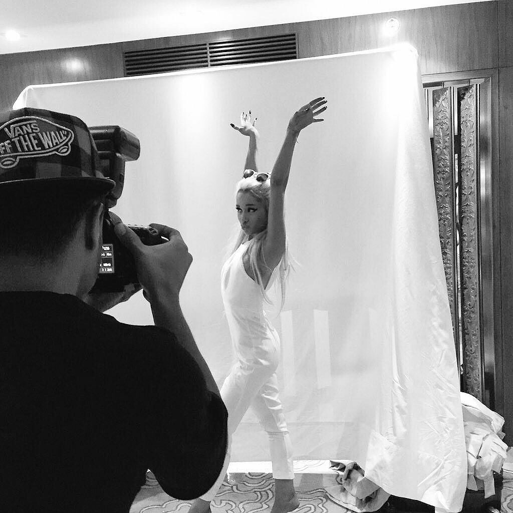 repost  @alfredoflores #FocusTonight shot in Jakarta hotel room ♡...