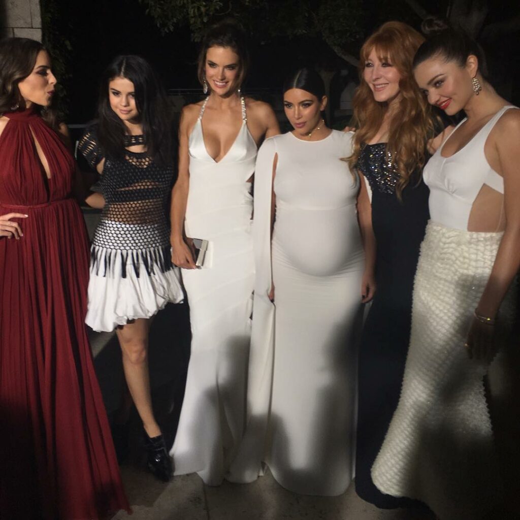 Feeling extra thin with all of the super models! LOL #InStyleAwards...