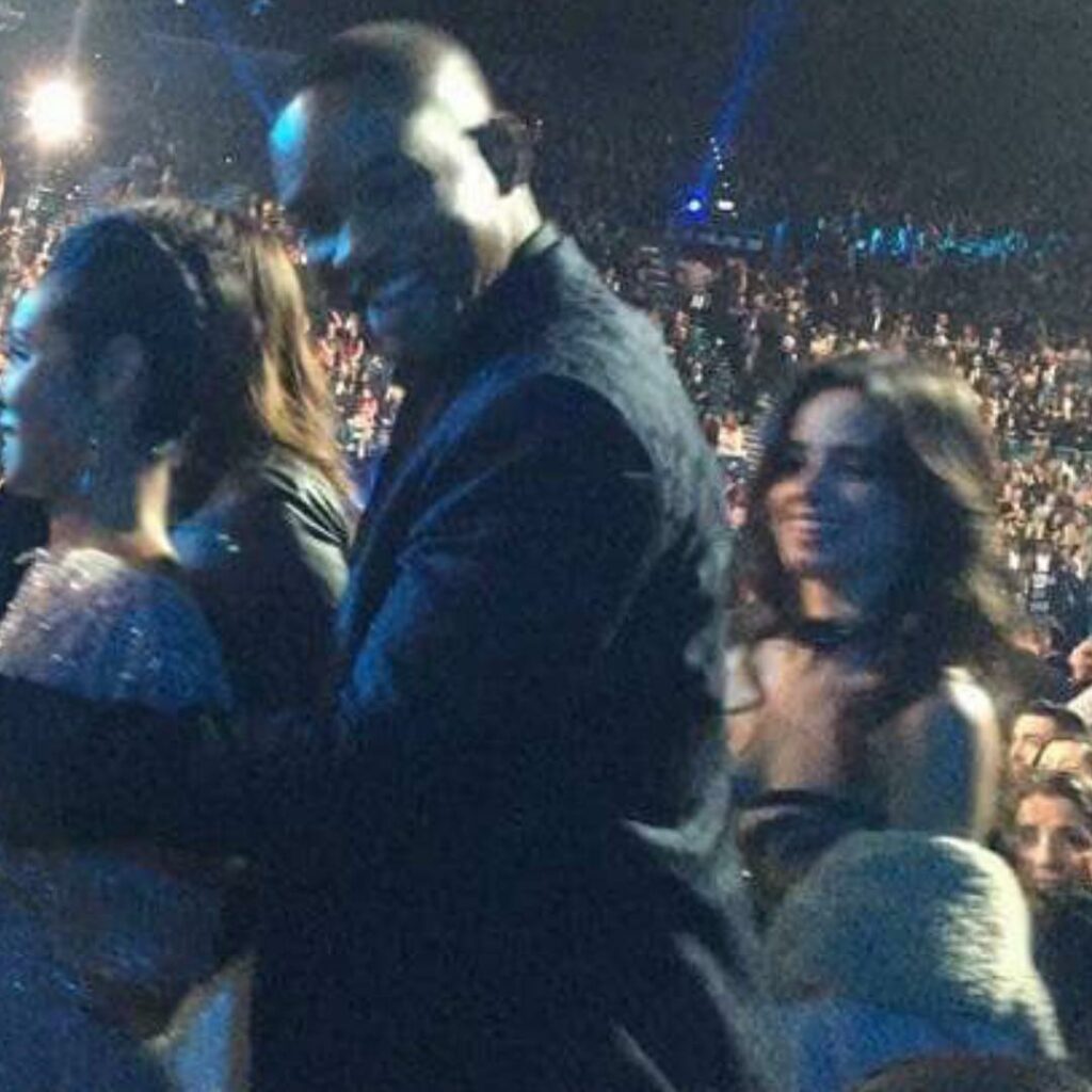 will smith has no idea how happy it made me to walk behind him for 3 minutes. bu...