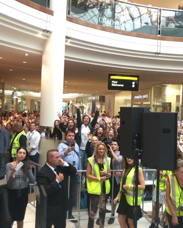 And marvelous Melbourne.. You were amazing. Love you guys...