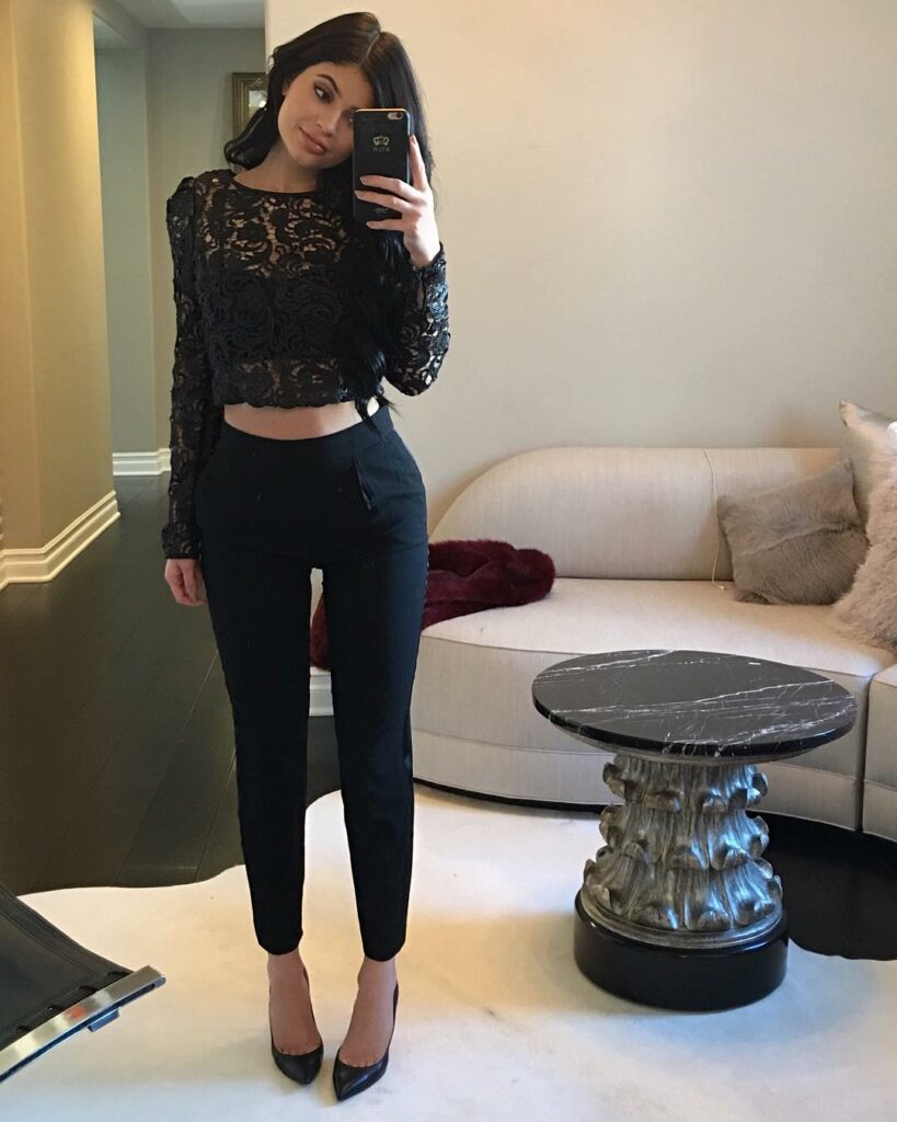 Feeling the new @ExpressRunway #ExpressEdition Capsule Collection – love this lo...