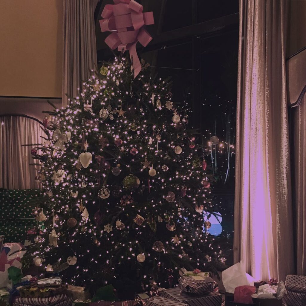 Merry Christmas Eve loves !!! ...