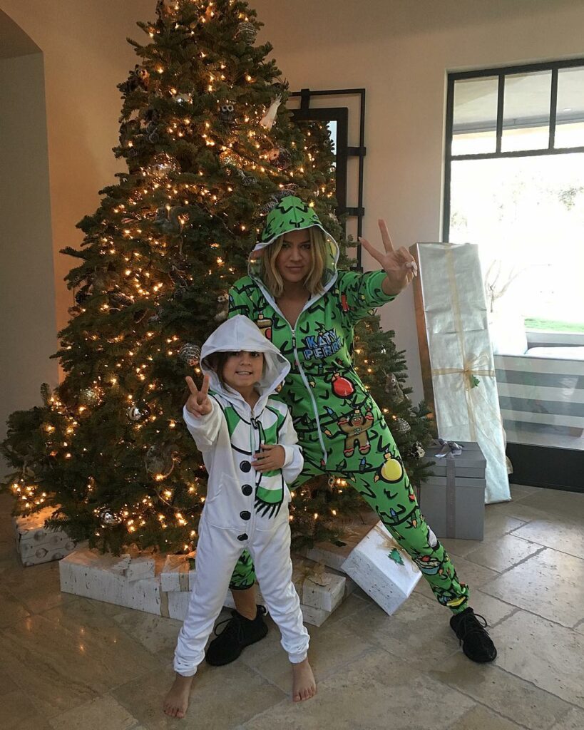 Merry Christmas  Mase x KoKo...