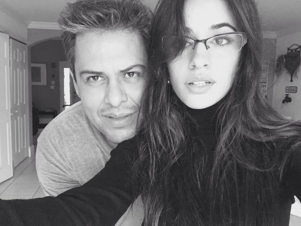 papa. @alejandrocabe12...