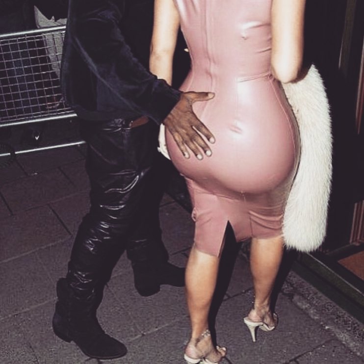 LATEX x KIMKARDASHIANWEST.COM...