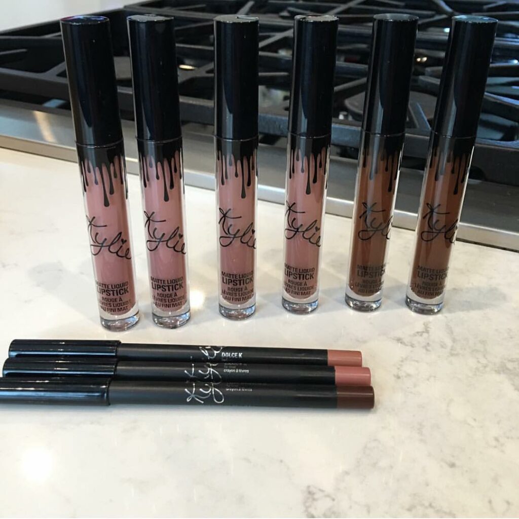 Friday's  @lipkitbykylie...