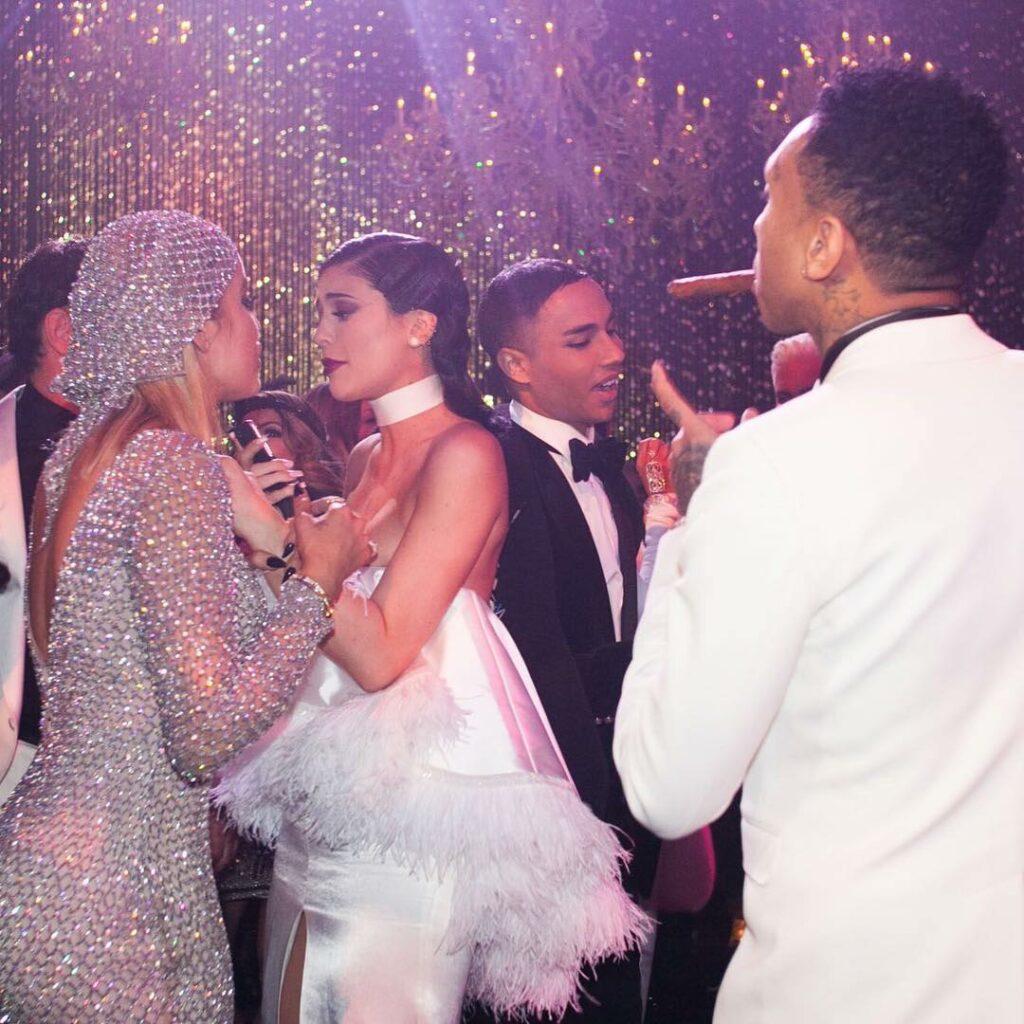 Nothing like a sister deep convo at a party ...
