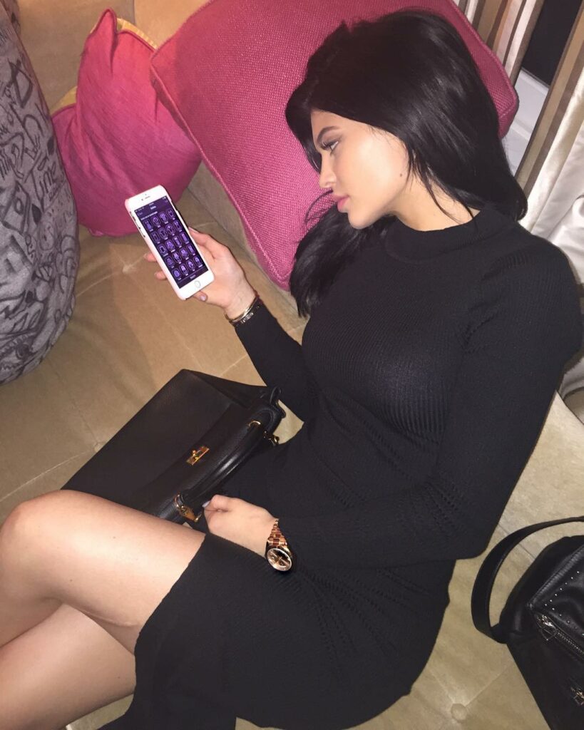 #Ad Guys remember @secretclosetnet? An app where you can sell/buy high end items...