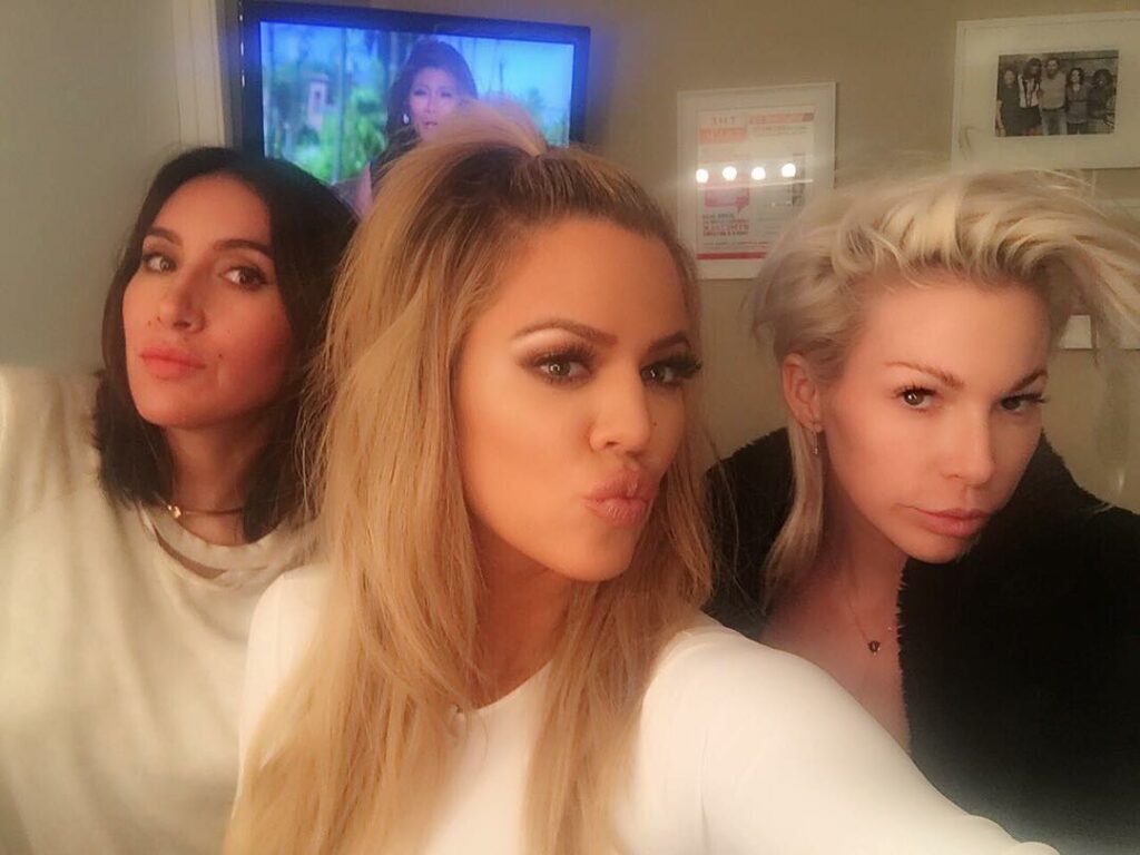 Talking that Talk on The Talk today with my baddies @joycebonelli @jenatkinhair ...