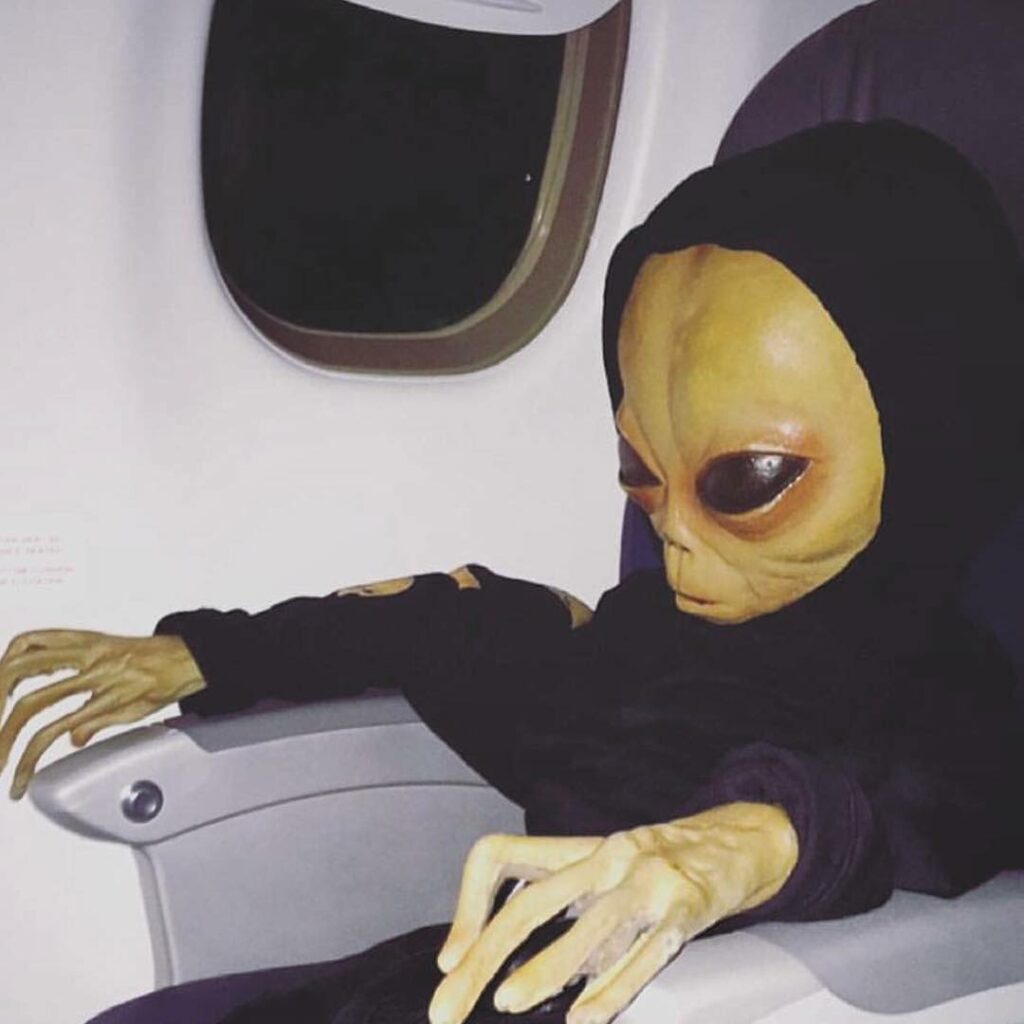 when everybody asking what you're doing tonight bc it's #oscar sunday but also #...