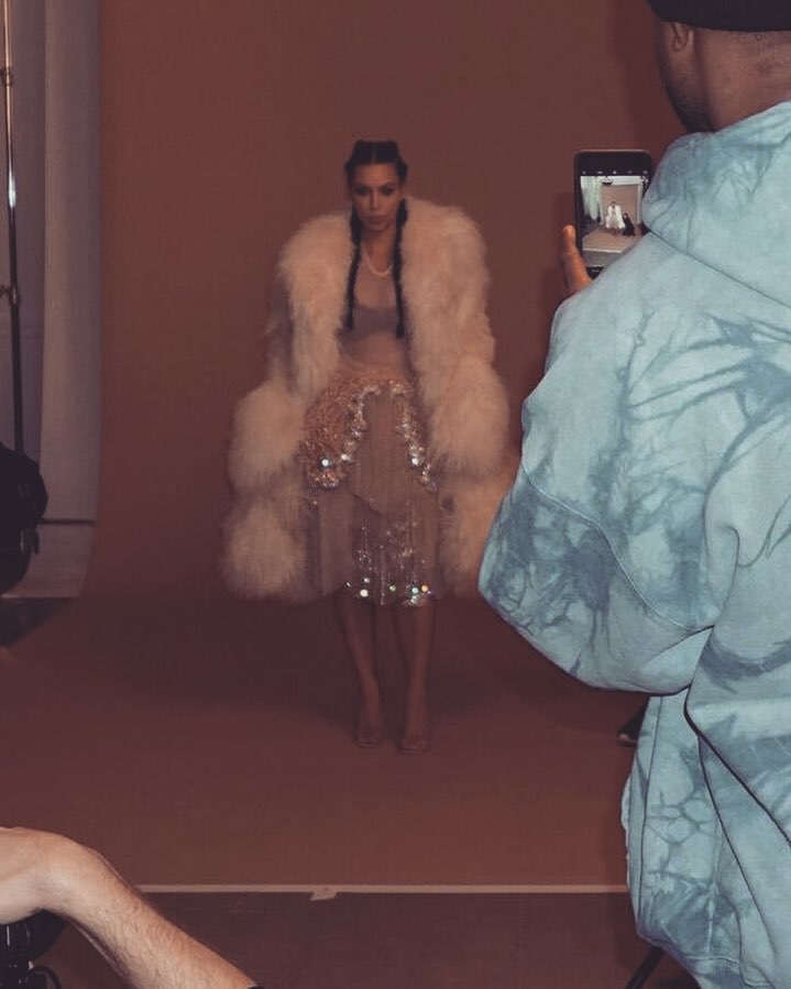 YEEZY SEASON 3 FITTINGS BTS on my app!...