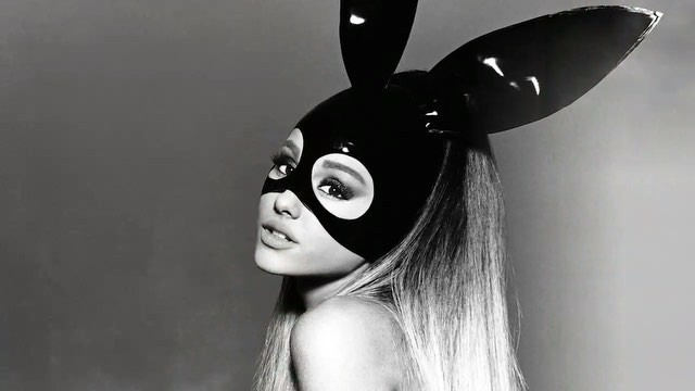 #DangerousWoman & #BeAlright are both in the top 10 on @AppleMusic currently. so...