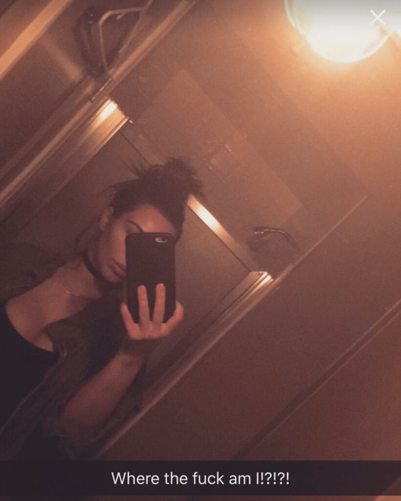 @KimKardashian...
