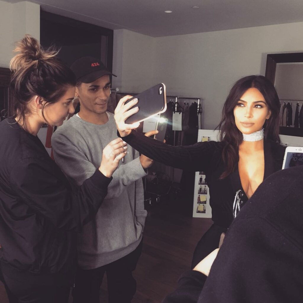 #ad My @lumeecase is life!!! Yep we own the patent sooooo go to Lumee.com to get...
