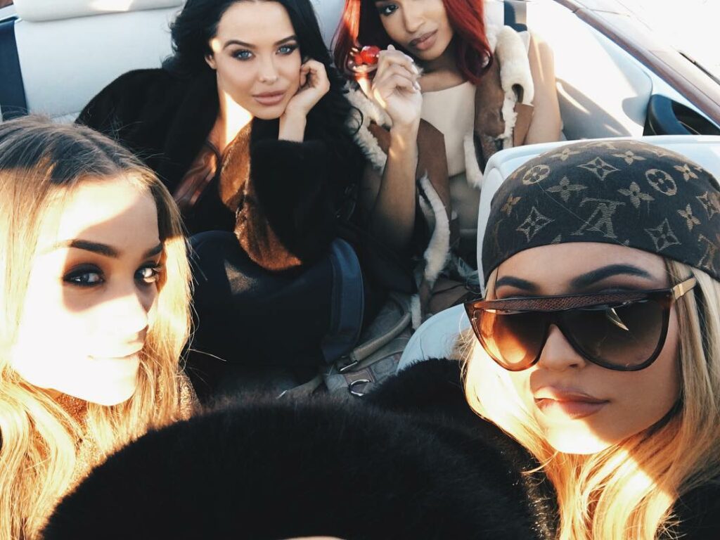 Throwback to the gloss video...